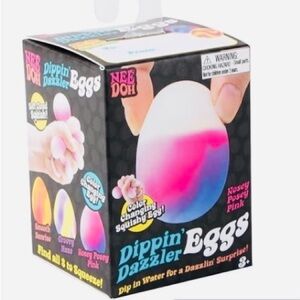 Needoh Color Changing Squishy Egg - Pink to Purple